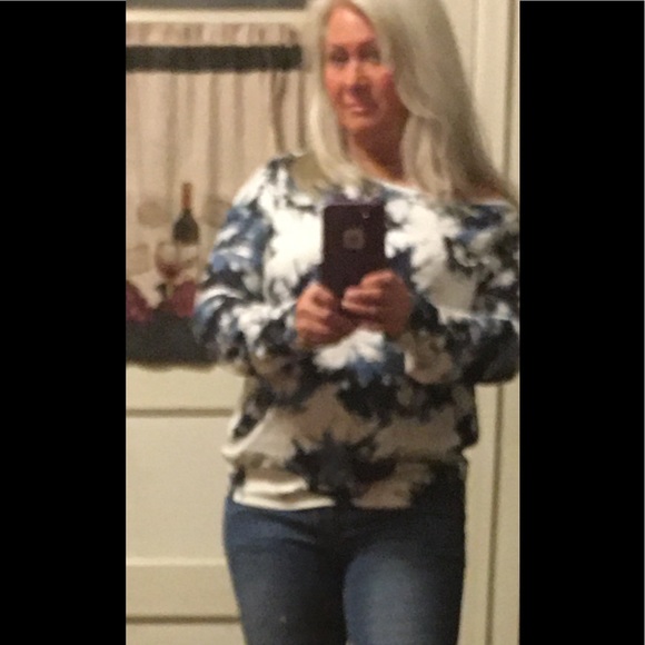 Tie Dye Top NWT- 1M - Picture 9 of 9